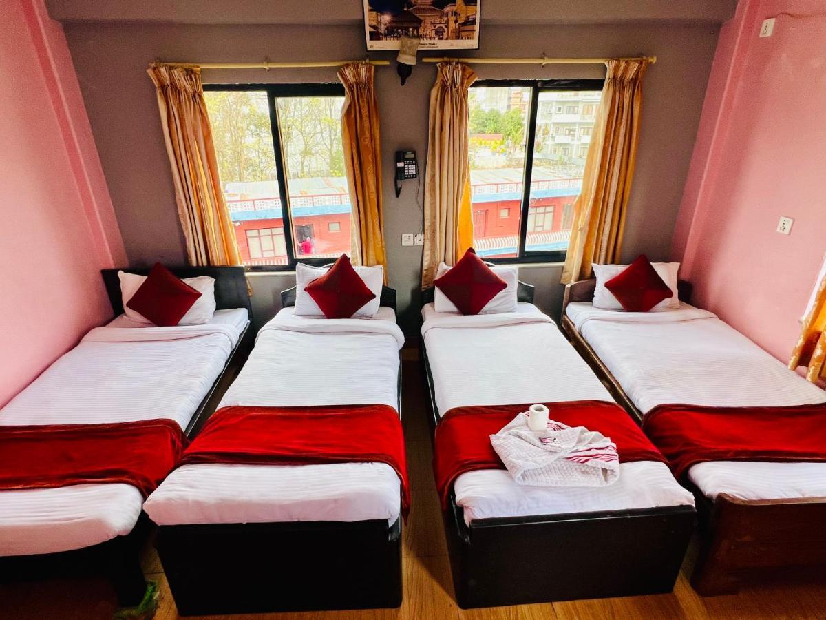Hotel Donosti פוקהרה מראה חיצוני תמונה