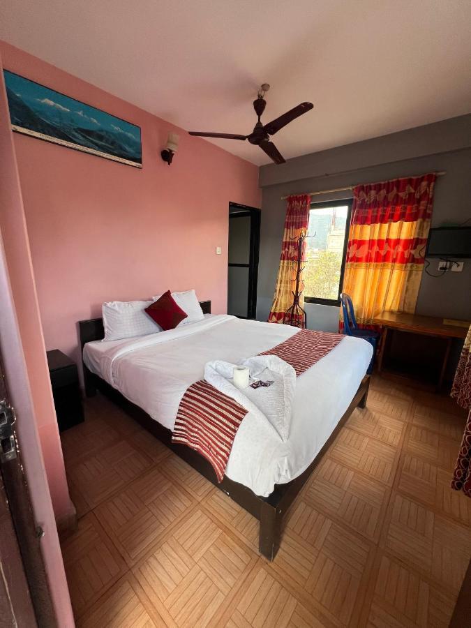 Hotel Donosti פוקהרה מראה חיצוני תמונה